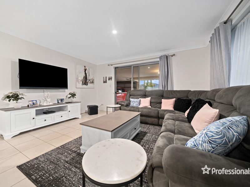 58 Musselbrook Trail, Ellenbrook