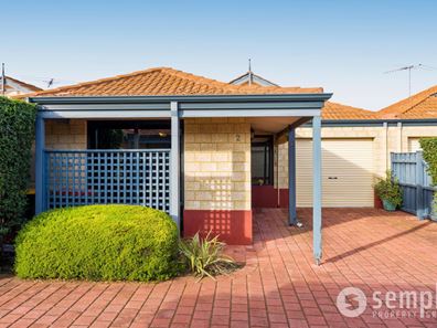 2/12 Dolphin Way, Yangebup WA 6164