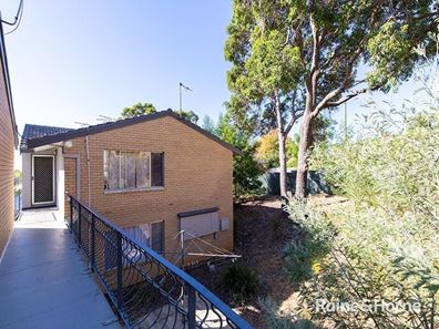 2/5 Fourth Road, Armadale WA 6112