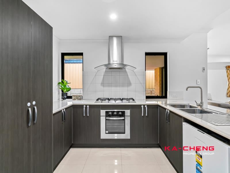 A/17 Clandon Way, Morley