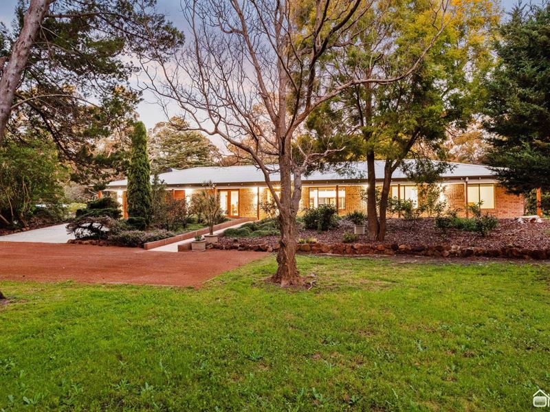 76 Rain Lover Court, Darling Downs