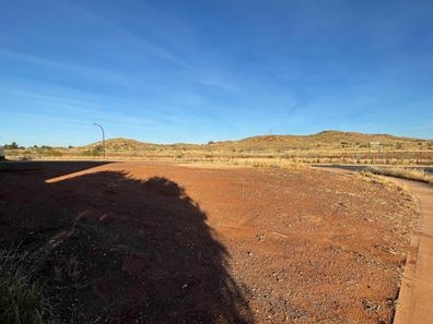 61 Tharnda Road, Baynton WA 6714