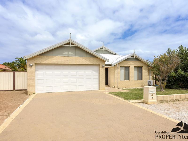 6 Reef Boulevard, Drummond Cove