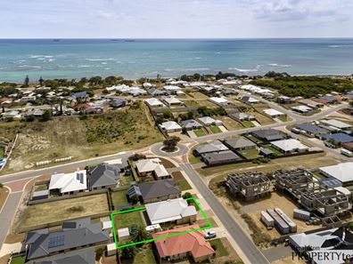 6 Reef Boulevard, Drummond Cove WA 6532