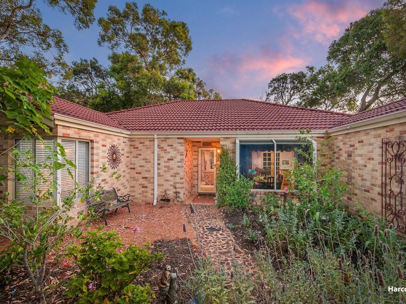 9 Sophia Grove, Roleystone WA 6111