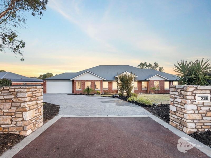 236 Banrock Drive, The Vines