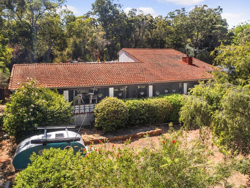 22 Headingly Road, Kalamunda