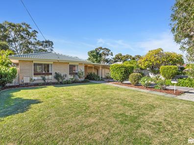 24 Cowan Street, Armadale WA 6112