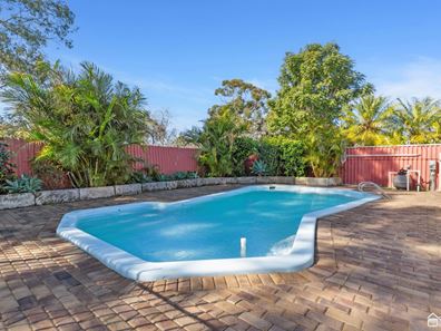 24 Cowan Street, Armadale WA 6112