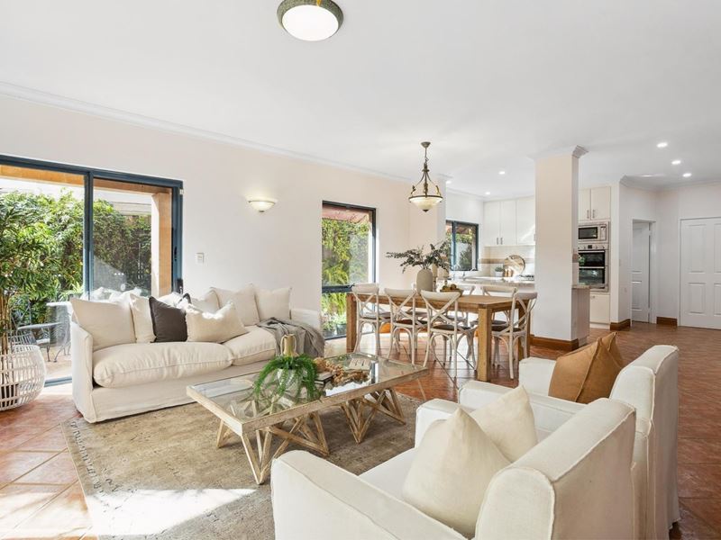 19 Zamia Street, Mount Claremont