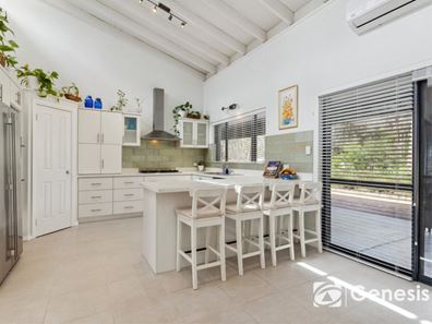 2030 Oxley Road, Hovea WA 6071