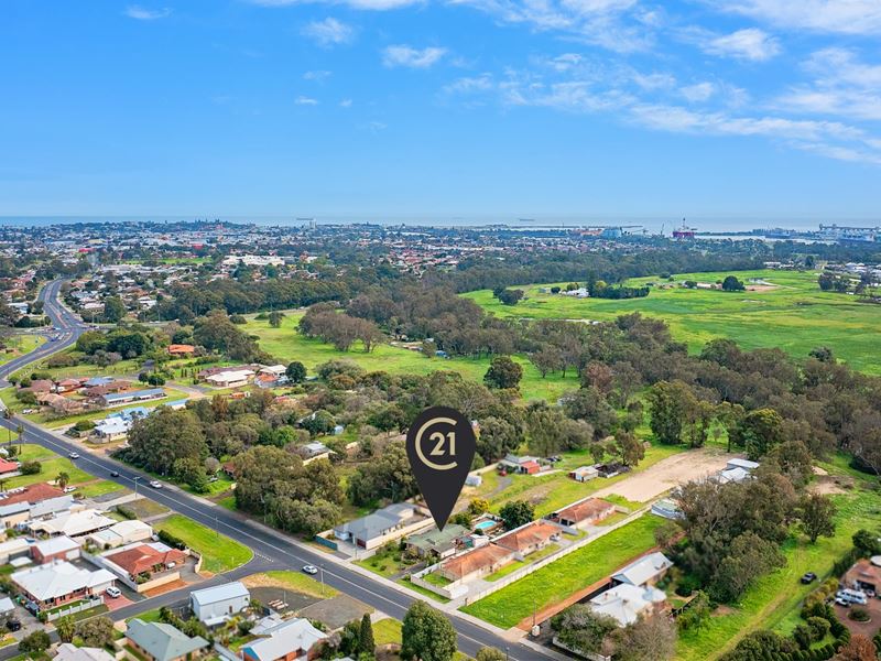 124 South Western Highway, Glen Iris