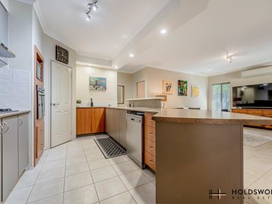 16B Cabell Street, Yokine WA 6060