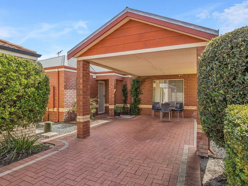 8/4 Moreton Crescent, Warnbro WA 6169