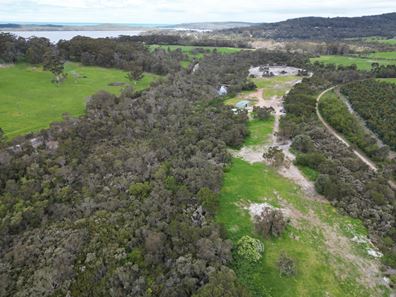 322 Ocean Beach Road, Ocean Beach WA 6333