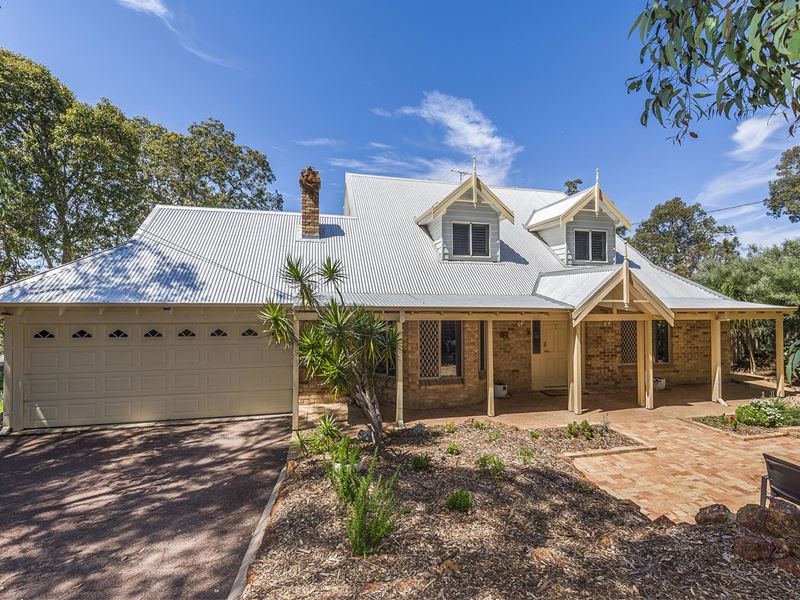 33 Valley Road, Kalamunda WA 6076