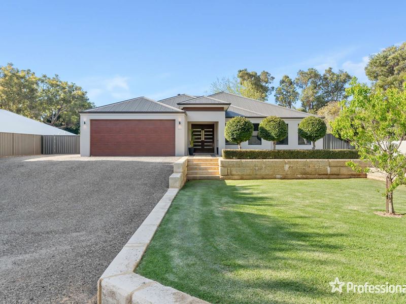 223B Lesmurdie Road, Lesmurdie WA 6076