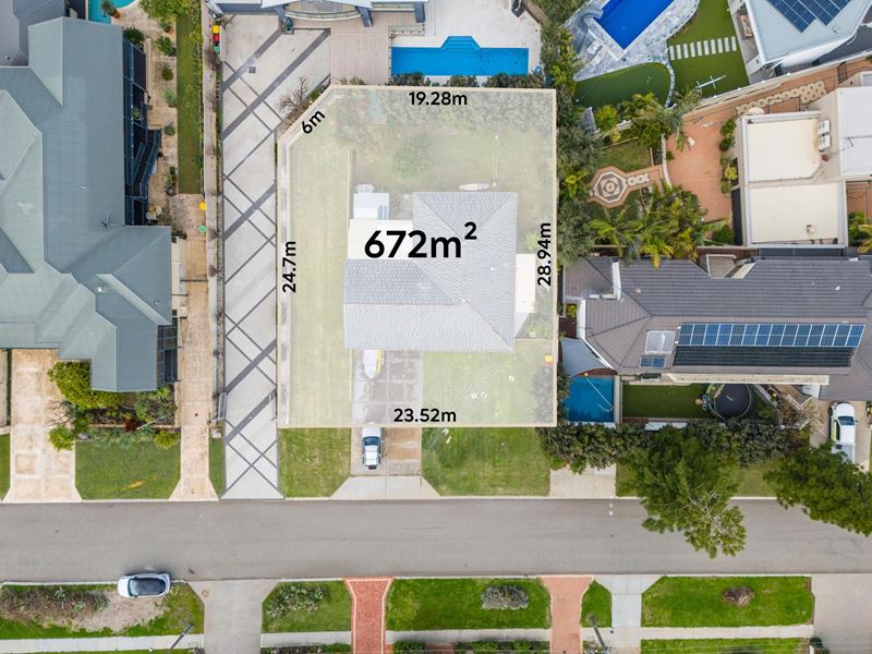 8 Margaret Street, Watermans Bay WA 6020