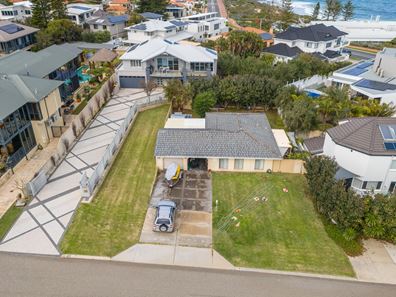 8 Margaret Street, Watermans Bay WA 6020