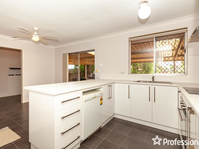 14 Sherbourne Way, Armadale WA 6112