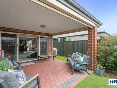 13 Hillbrook Approach, Caversham WA 6055