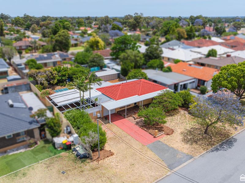 4 Mccormack Street, Armadale WA 6112