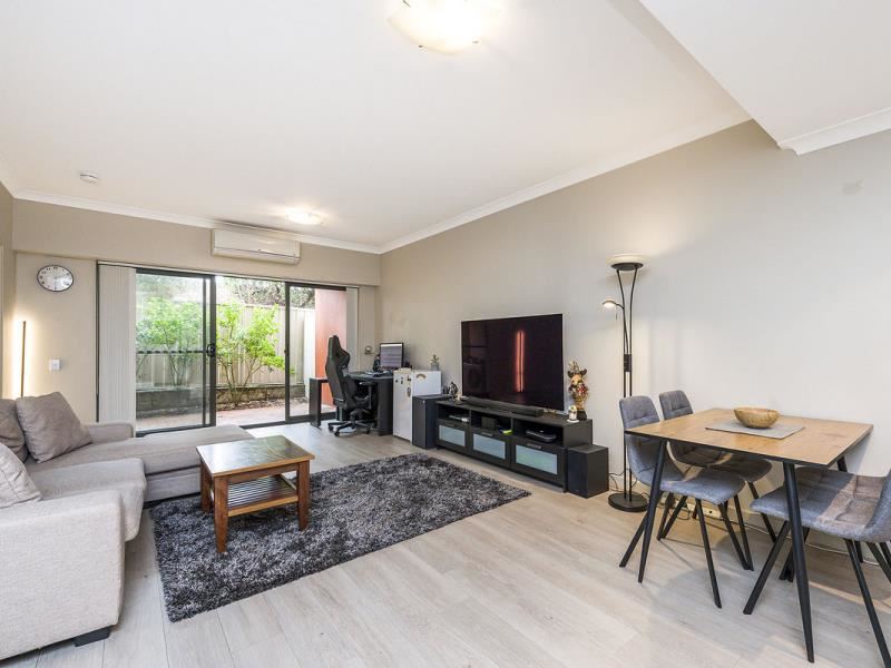 6/2 Molloy Promenade, Joondalup