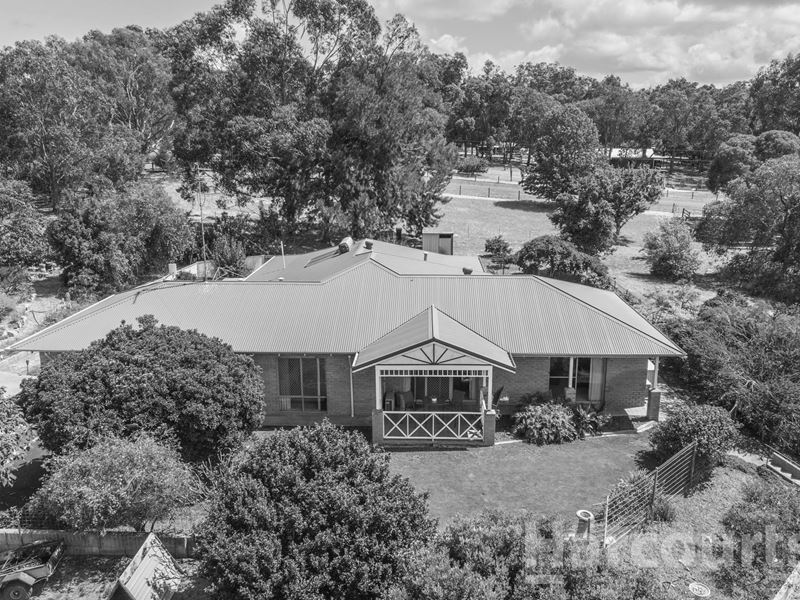 28 Thompson Crescent, Lake Clifton