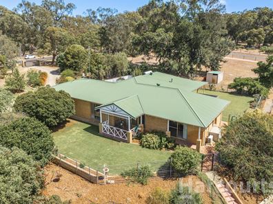 28 Thompson Crescent, Lake Clifton WA 6215