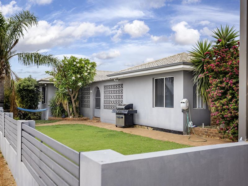 3 Duclas Place, Sunset Beach WA 6530
