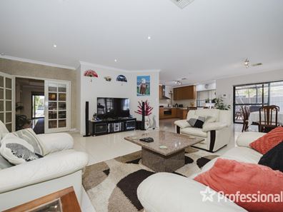 25 Demesne Circuit, Aveley WA 6069