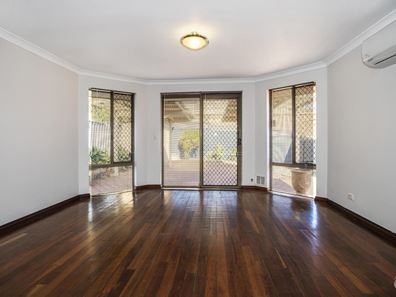 69D Gilbertson Road, Kardinya WA 6163