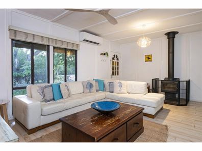 19 Chieftain Crescent, Dunsborough WA 6281
