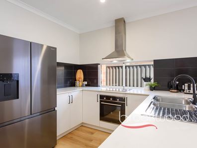 48 Marsland Road, Midvale WA 6056