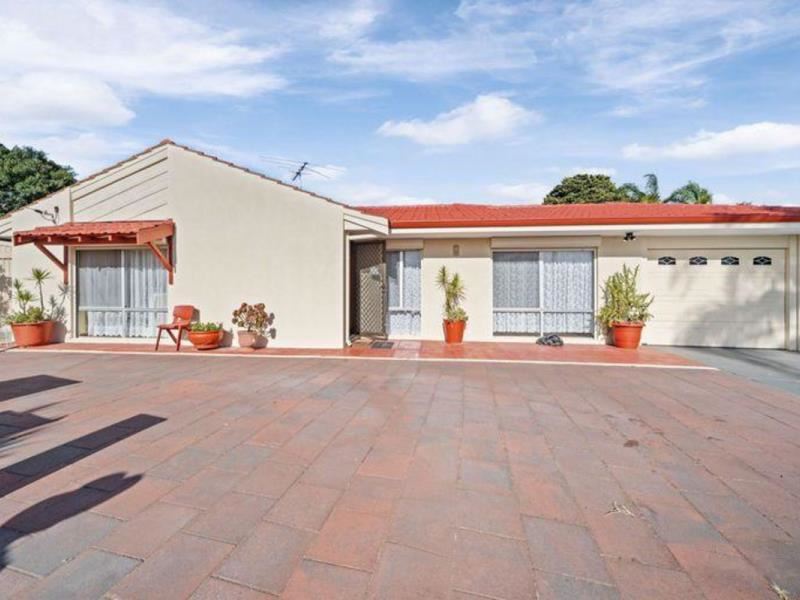 23 Bickner Way, Parmelia WA 6167