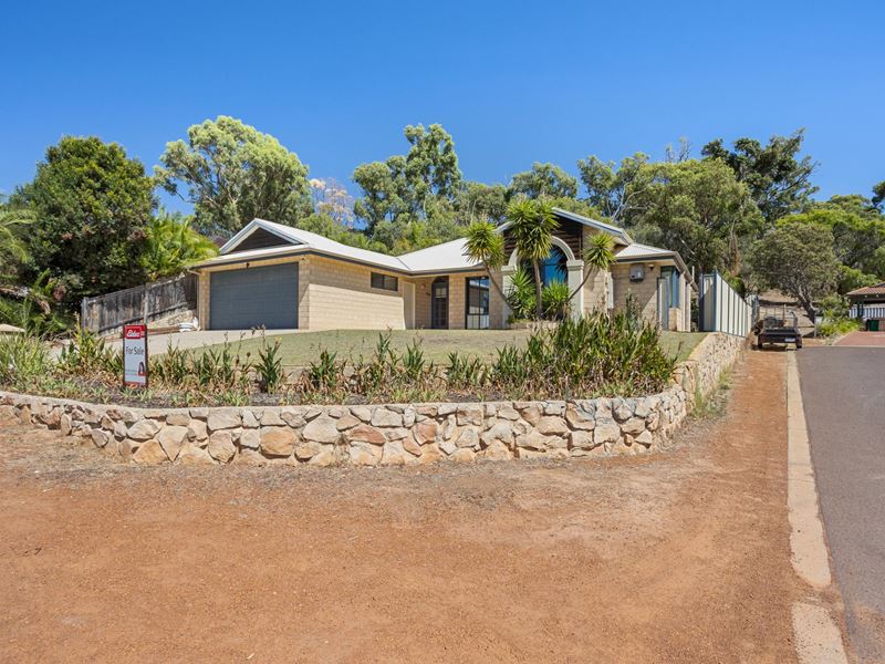 16 Christchurch Place, College Grove