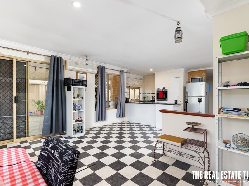 58 Ballard Place, Maddington WA 6109
