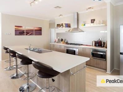 17 Armand Drive, Aubin Grove WA 6164