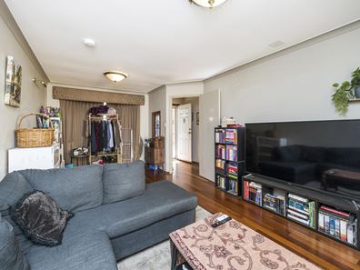 2/133 Labouchere Road, Como WA 6152