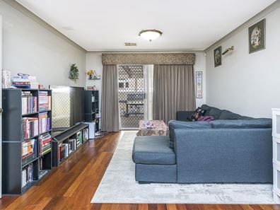 2/133 Labouchere Road, Como WA 6152
