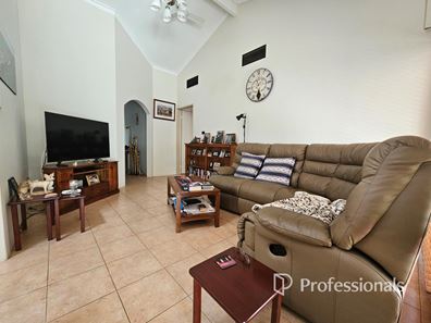 3 Montefiore Street, Australind WA 6233