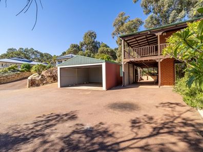 21 Talus Drive, Mount Richon WA 6112