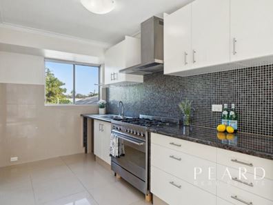 9 Barre Place, Duncraig WA 6023