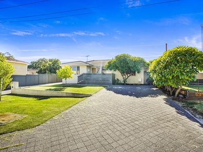 5 Farina Drive, Yokine WA 6060