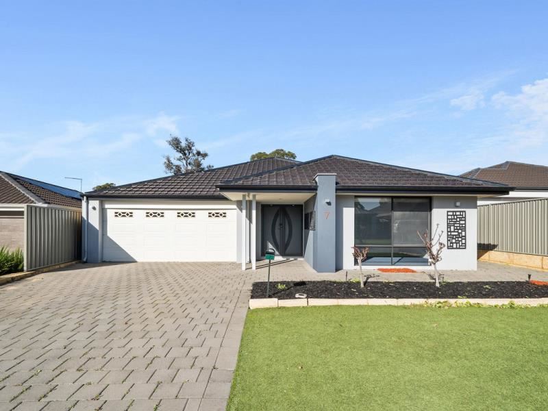 7 Holystone Approach, Wellard WA 6170