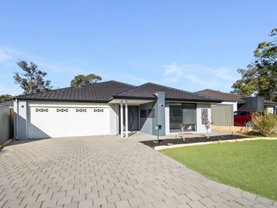 7 Holystone Approach, Wellard WA 6170