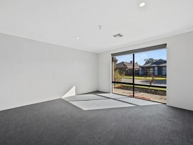 7 Holystone Approach, Wellard WA 6170