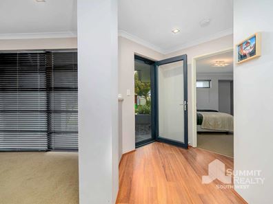 5 Binar Way, Dalyellup WA 6230