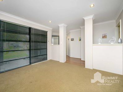 5 Binar Way, Dalyellup WA 6230