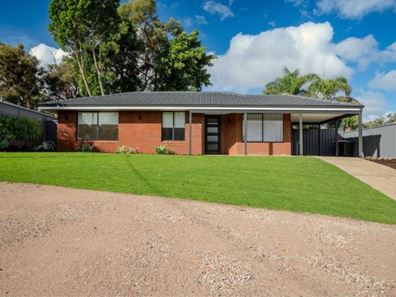 30 Astroloma Place, Koongamia WA 6056
